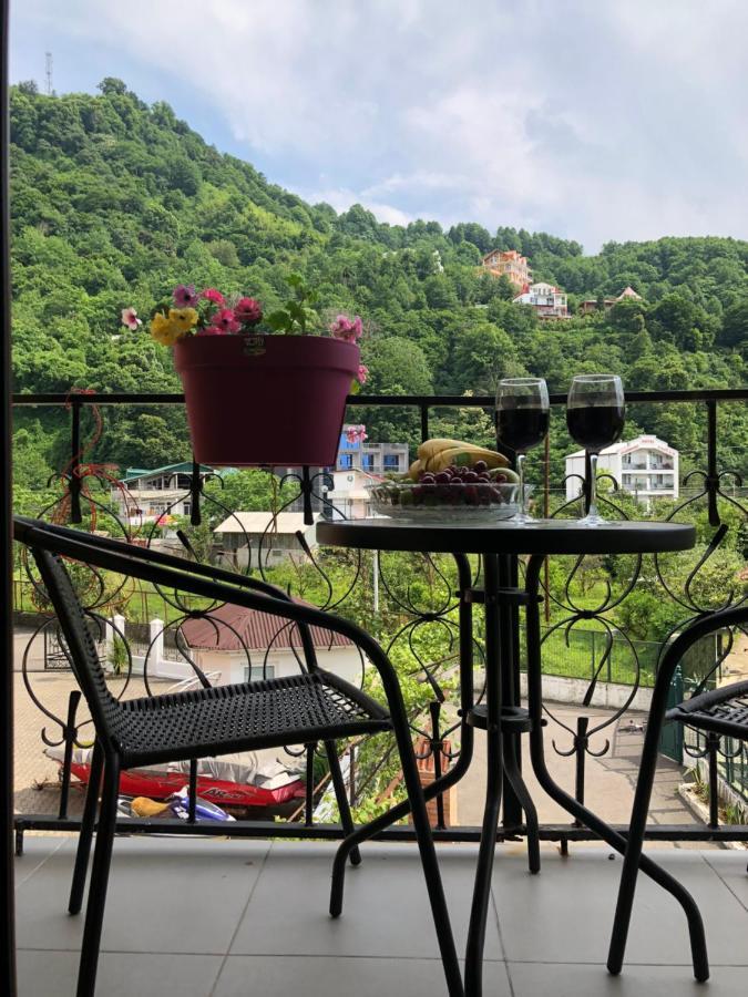 Deluxe Guest House Kvariati Kültér fotó